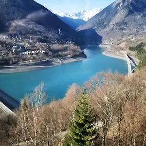  Appartement Superbe Dans La Vallee De L'eau D'olle. France