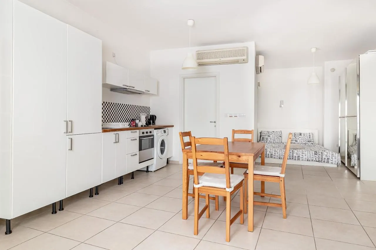 Lovely Studio Apt In The Heart Of St Julians San Ġiljan